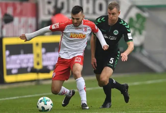 的球迷以一 的球迷以一