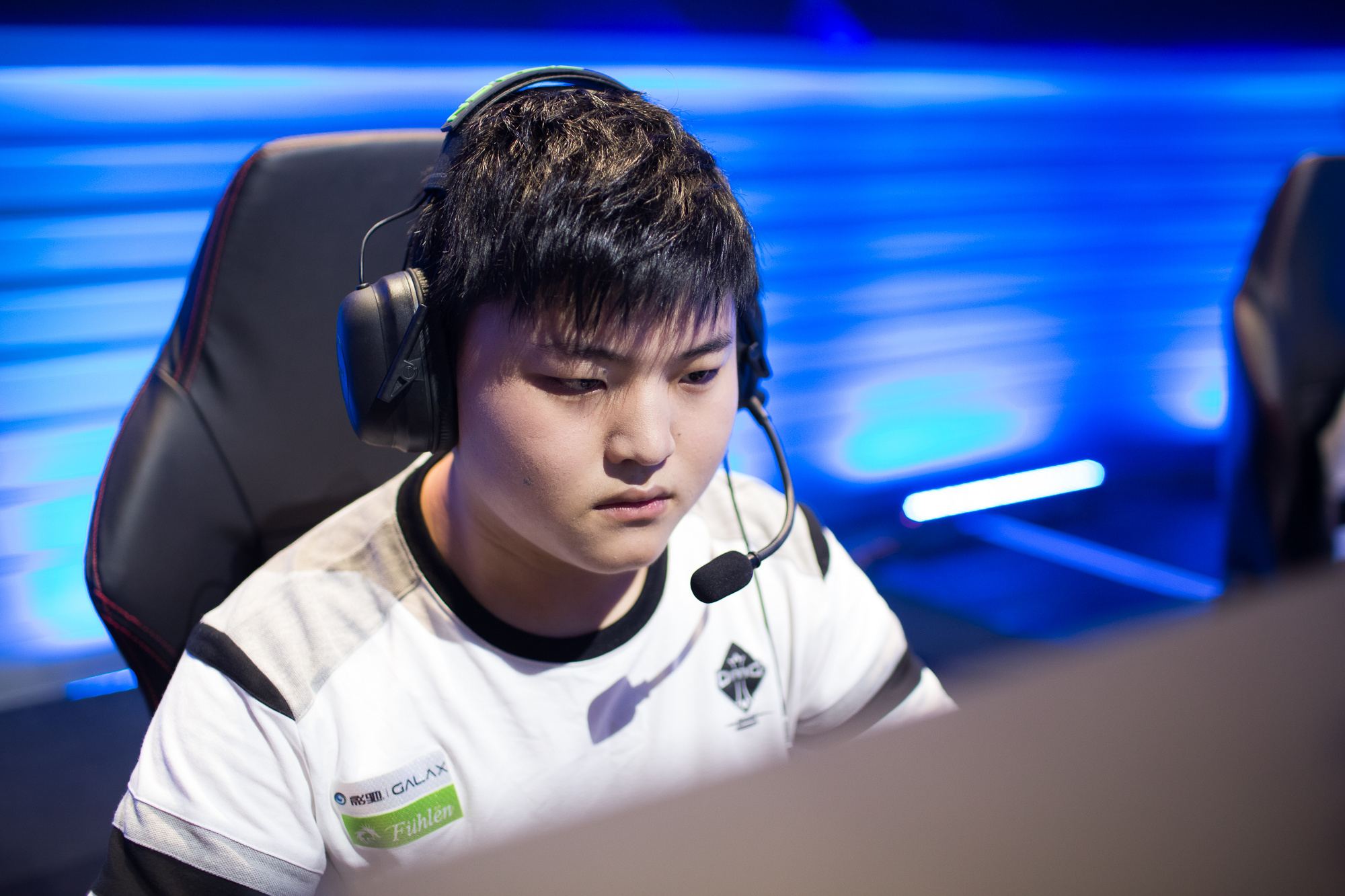 一直承载着 一直承载着